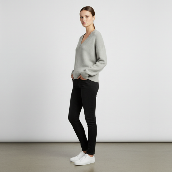 Hallie | Women’s V-Neck Jumper