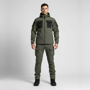 Kian | Men’s Titan Outdoor Performance Set Dark Green