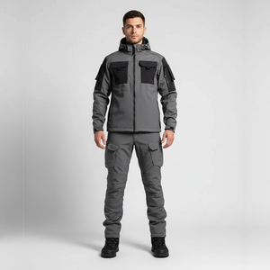 Kian | Men’s Titan Outdoor Performance Set Grey