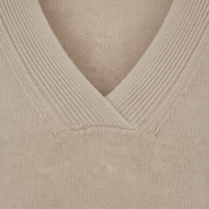 Madison | Women’s V-Neck Jumper