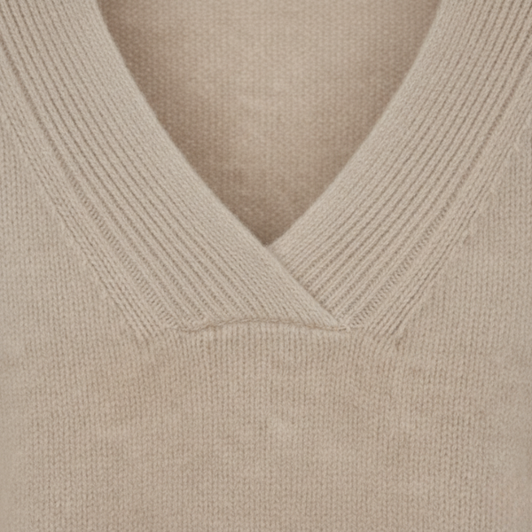 Madison | Women’s V-Neck Jumper